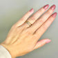 De star walking ring. Een ring met een ster en diamantjes. Een gouden waterproof ring.