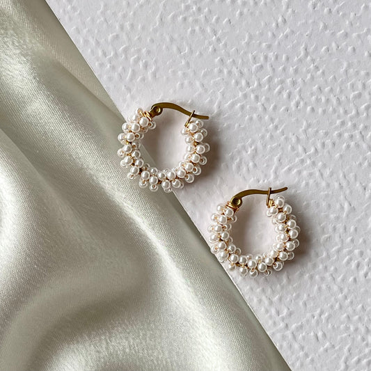 Rounding Pearls earrings