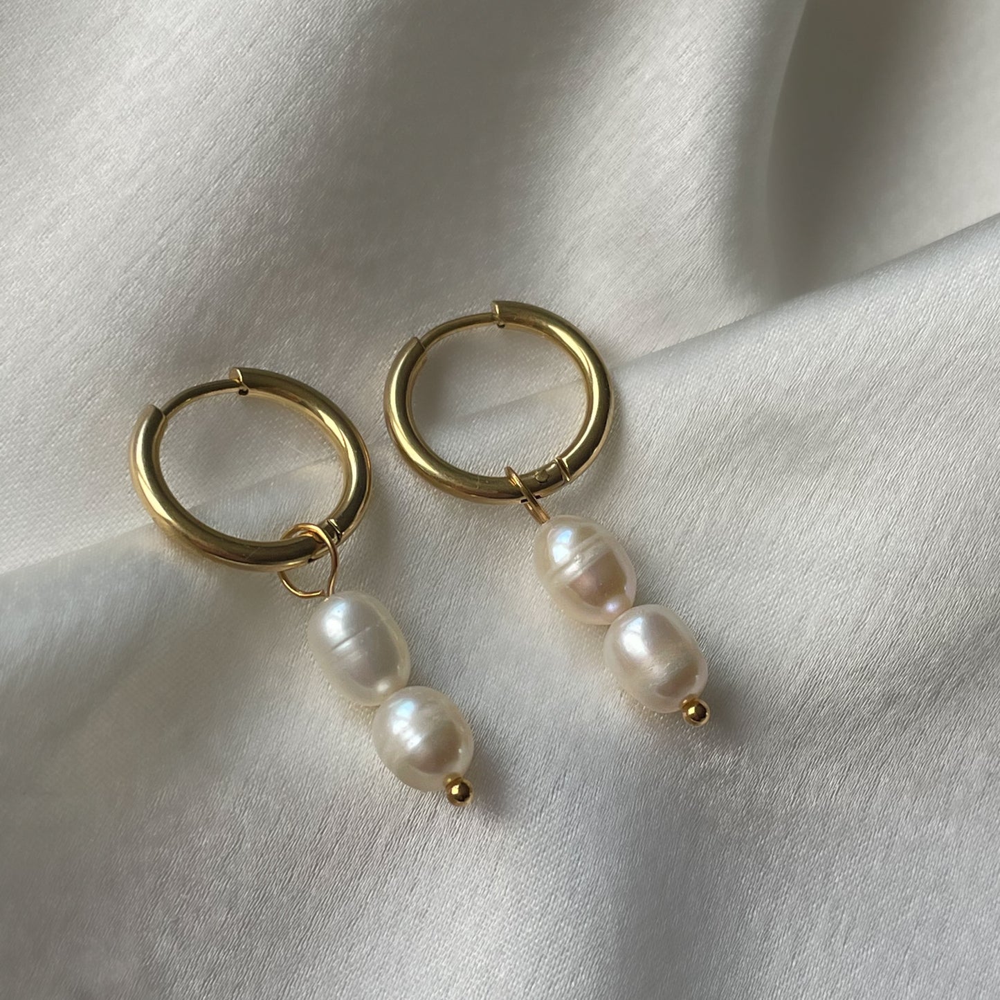 Pearl Obessed earrings